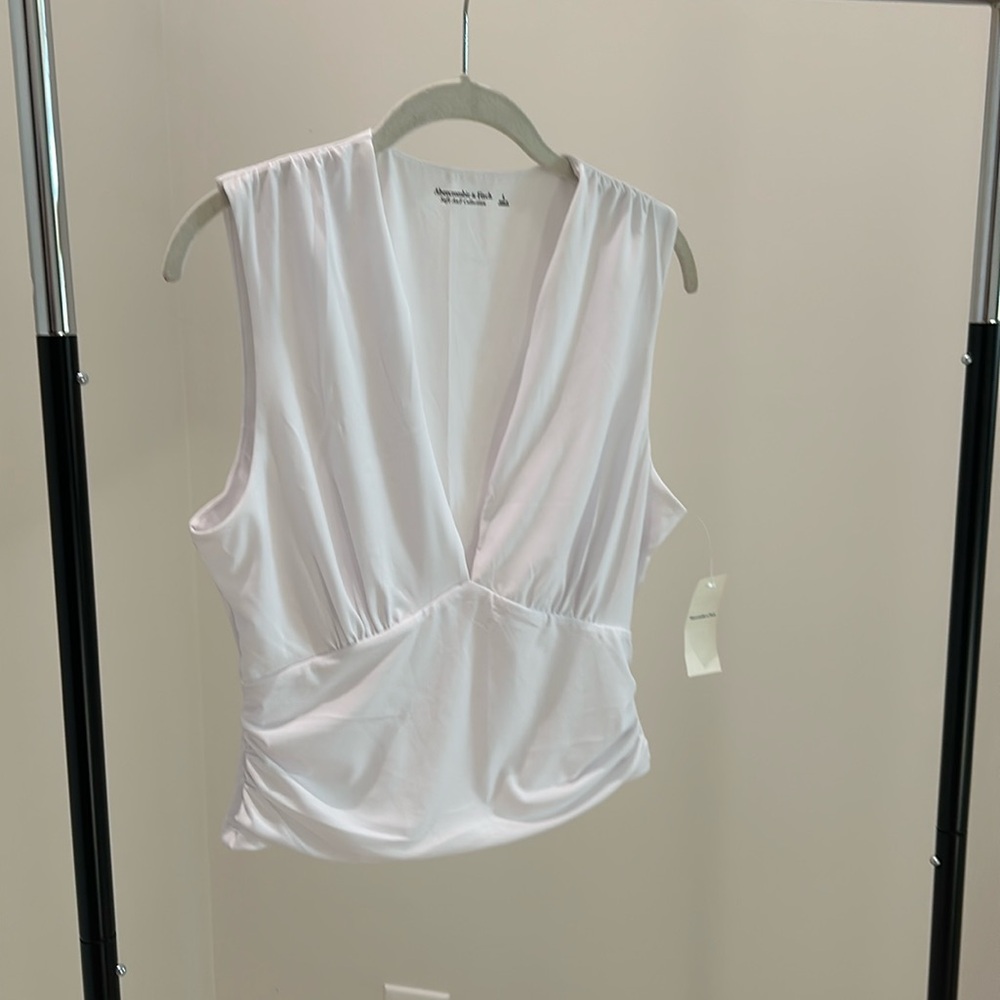 Size large, white, Abercrombie & Fitch Soft A&F collection v neck ruched top